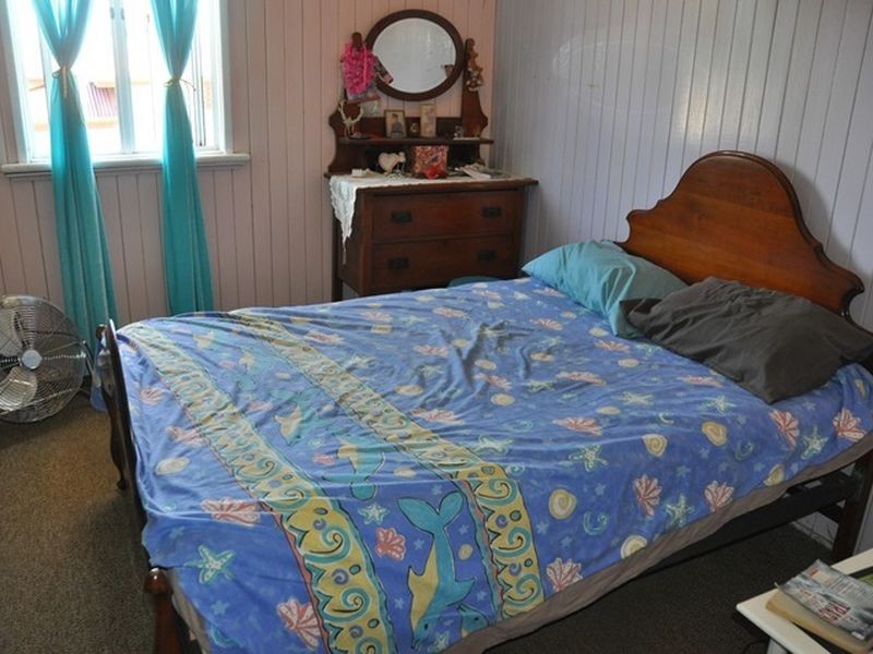 21 West Street, Sarina QLD 4737