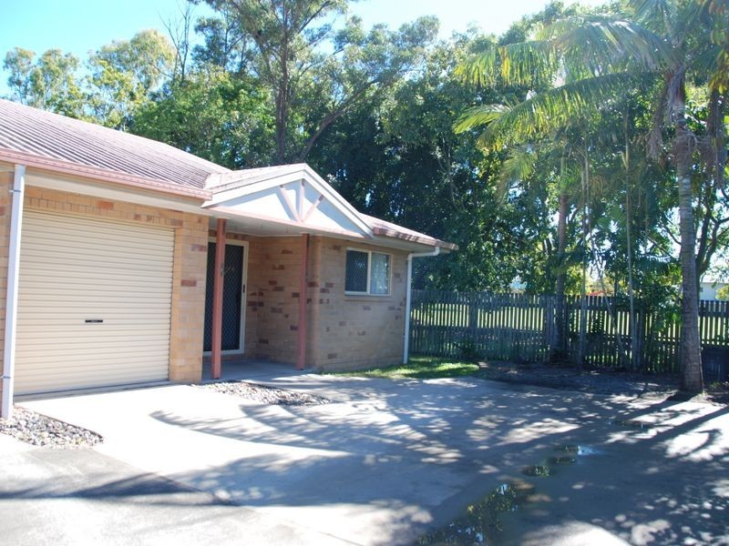 4/12 East, Sarina QLD 4737