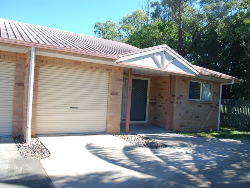 4/12 East, Sarina QLD 4737