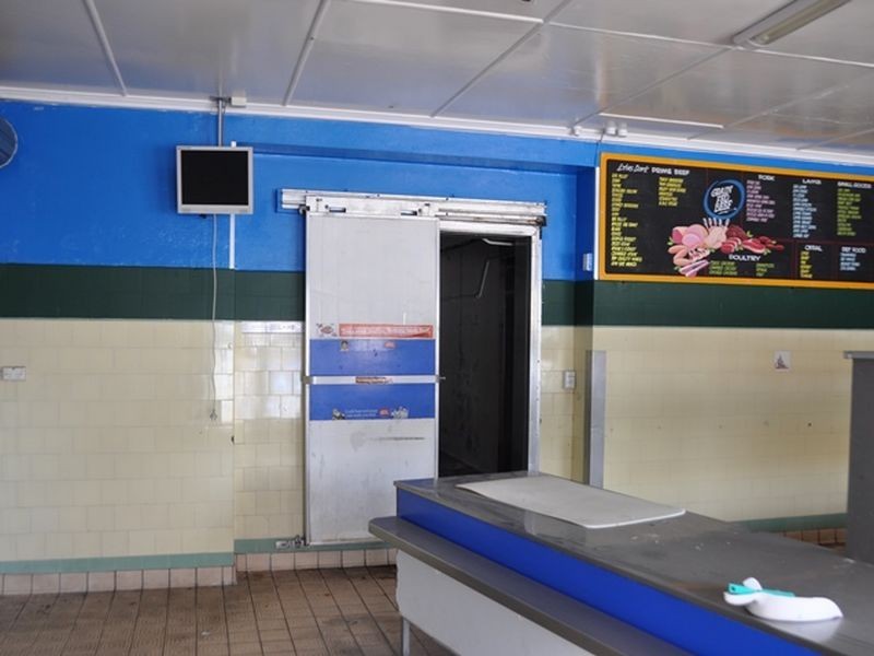 20 Central Street, Sarina QLD 4737