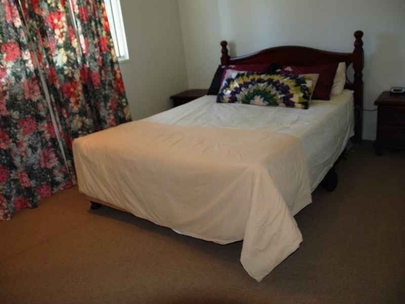 1/14 Elizabeth Street, Sarina QLD 4737