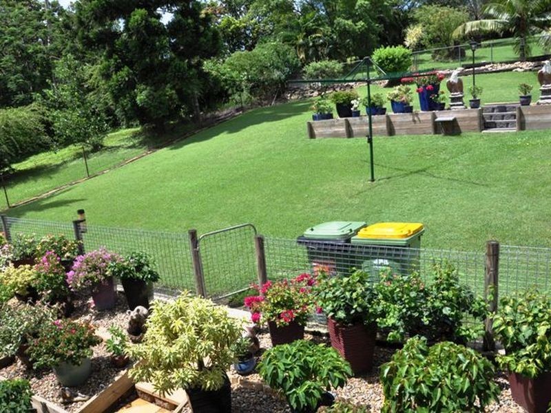 8 Goonyella Avenue, Sarina QLD 4737