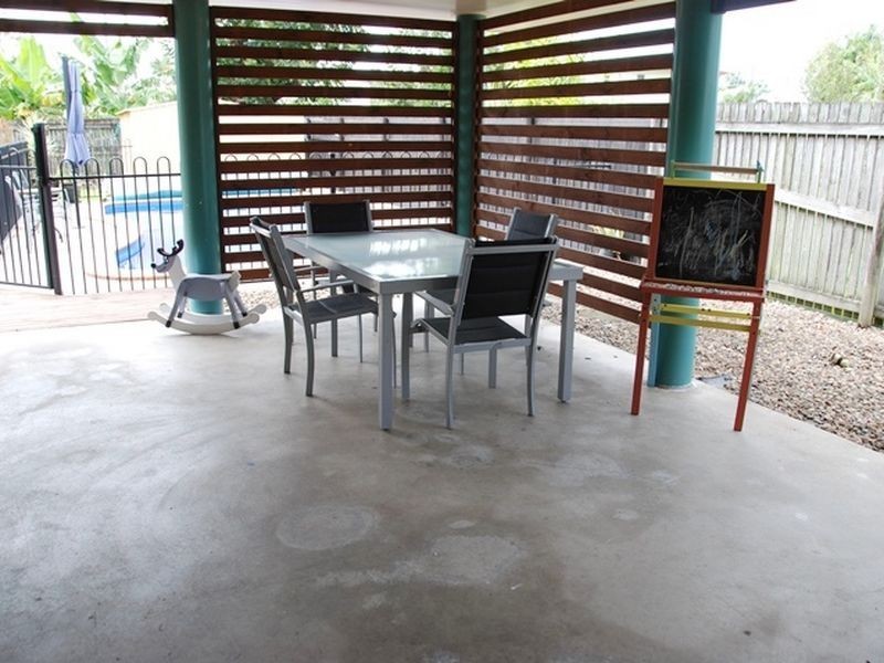 8 Dawson Street, Sarina QLD 4737