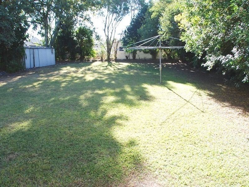 65 Beach Road, Sarina QLD 4737