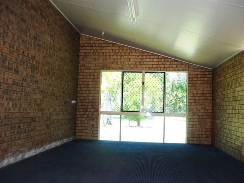 162 Miran Khan Drive, Armstrong Beach QLD 4737