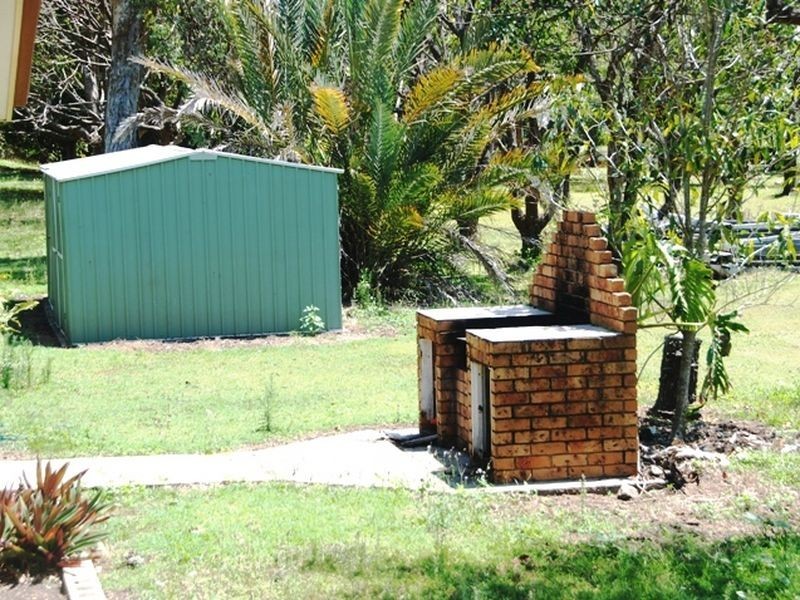 162 Miran Khan Drive, Armstrong Beach QLD 4737