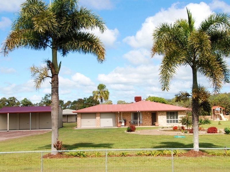 54 Hans Christian Street, Sarina QLD 4737