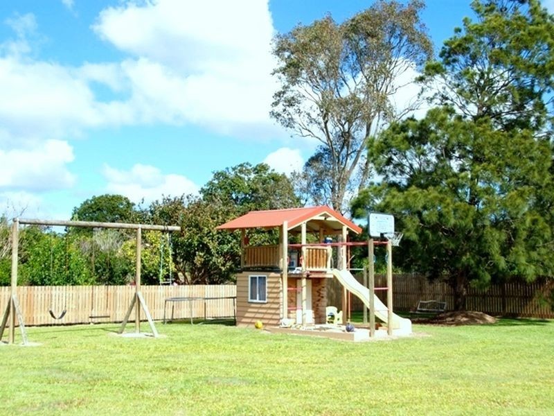 54 Hans Christian Street, Sarina QLD 4737