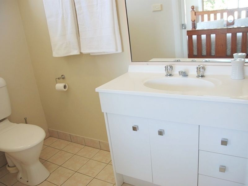 54 Hans Christian Street, Sarina QLD 4737