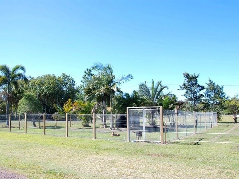 54 Hans Christian Street, Sarina QLD 4737