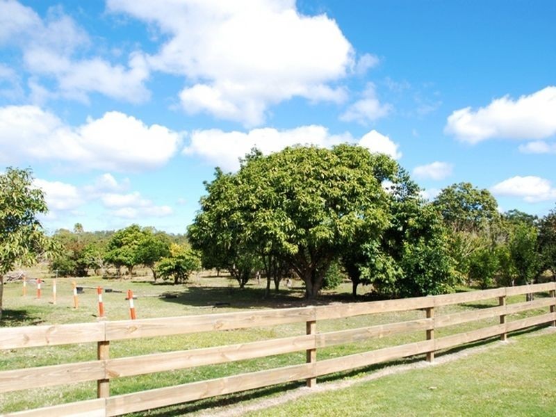 54 Hans Christian Street, Sarina QLD 4737