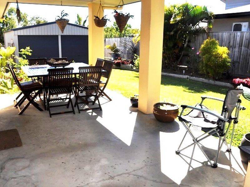 20 Brooksfield Drive, Sarina Beach QLD 4737