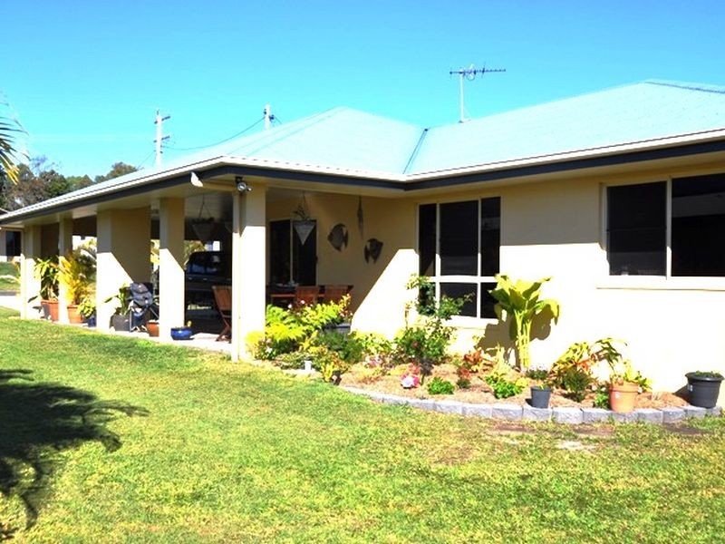 20 Brooksfield Drive, Sarina Beach QLD 4737