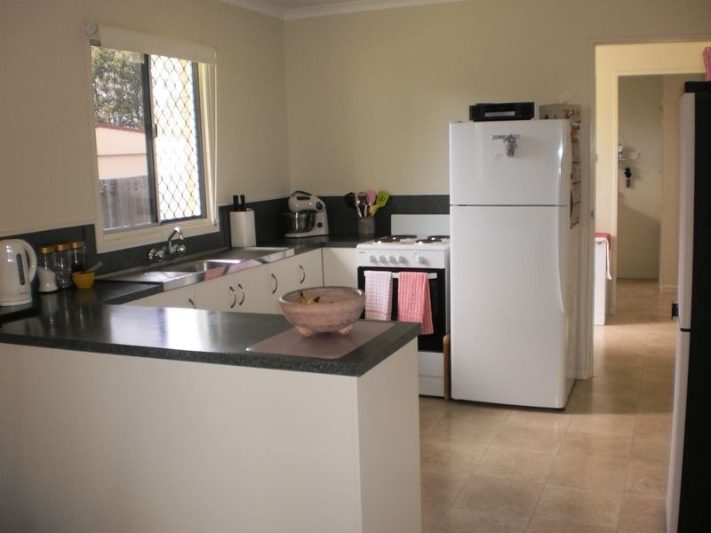 1/14 Elizabeth Street, Sarina QLD 4737