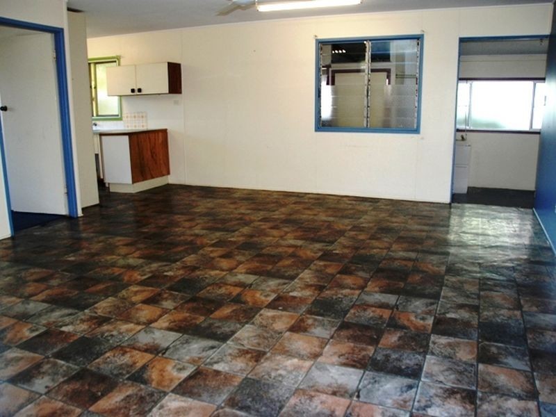 65 Zelma Street, Grasstree Beach QLD 4740