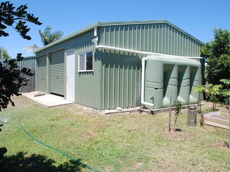 104 Rasmussen Ave, Salonika Beach QLD 4740
