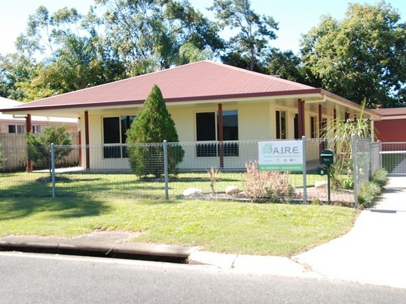 9 Lando Ave, Sarina QLD 4737