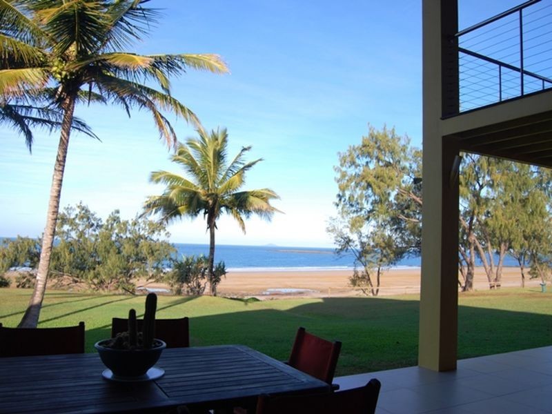 33 Westcott Avenue, Campwin Beach QLD 4737