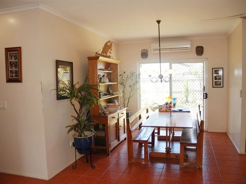 10 Sichter Street, Sarina QLD 4737