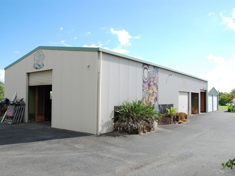 16 Ocean View Crescent, Freshwater Point QLD 4737
