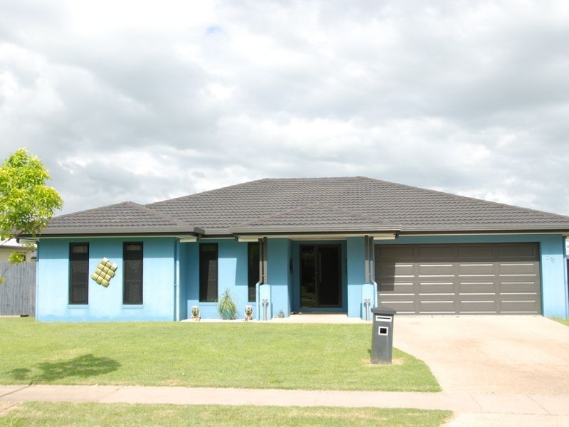 29 Pacific Avenue, Sarina QLD 4737