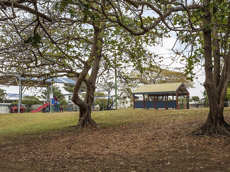 1/5 Campwin Beach Road, Campwin Beach QLD 4737