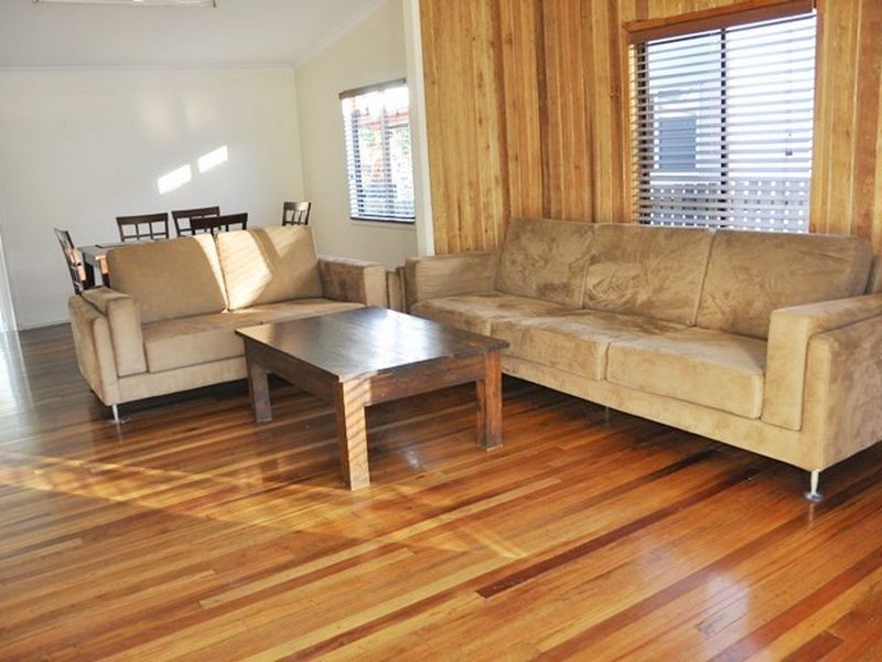43 West Street, Sarina QLD 4737