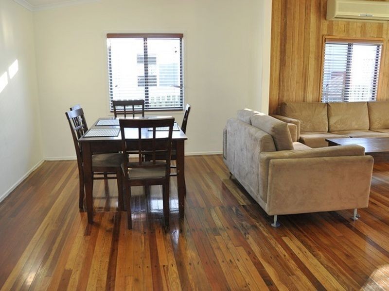 43 West Street, Sarina QLD 4737