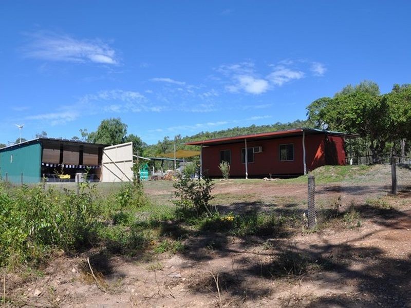 82849 Bruce Highway, Clairview QLD 4741