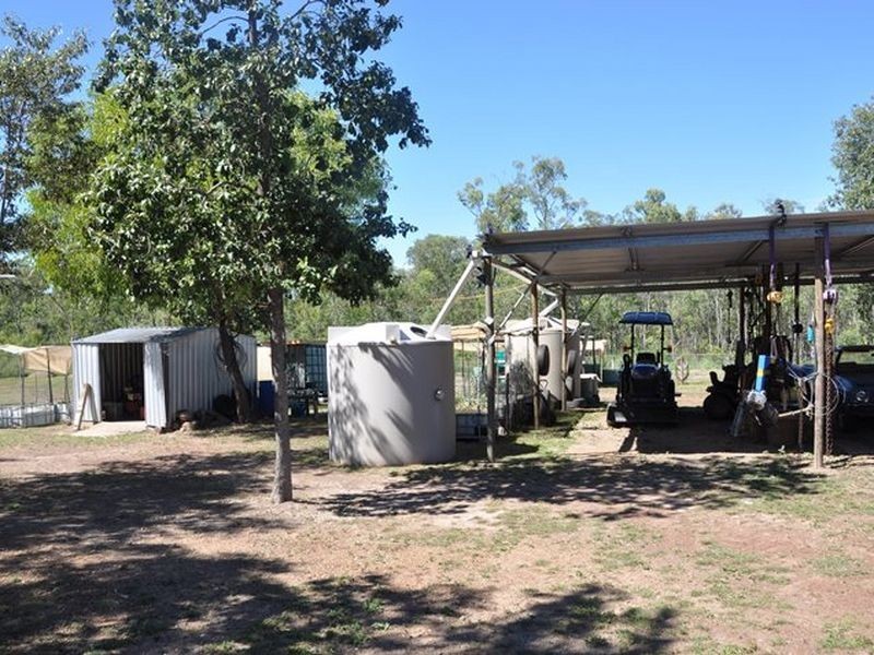82849 Bruce Highway, Clairview QLD 4741