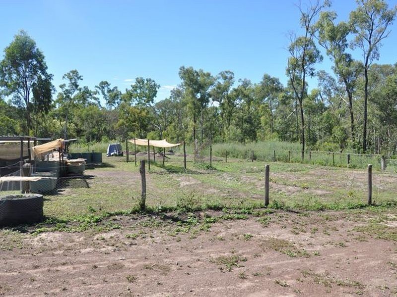82849 Bruce Highway, Clairview QLD 4741
