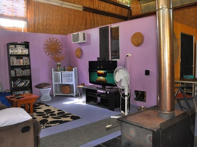 82849 Bruce Highway, Clairview QLD 4741