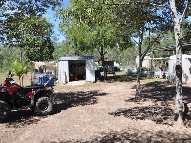 82849 Bruce Highway, Clairview QLD 4741