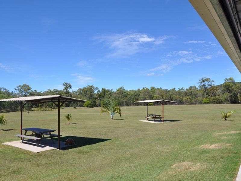 82849 Bruce Highway, Clairview QLD 4741