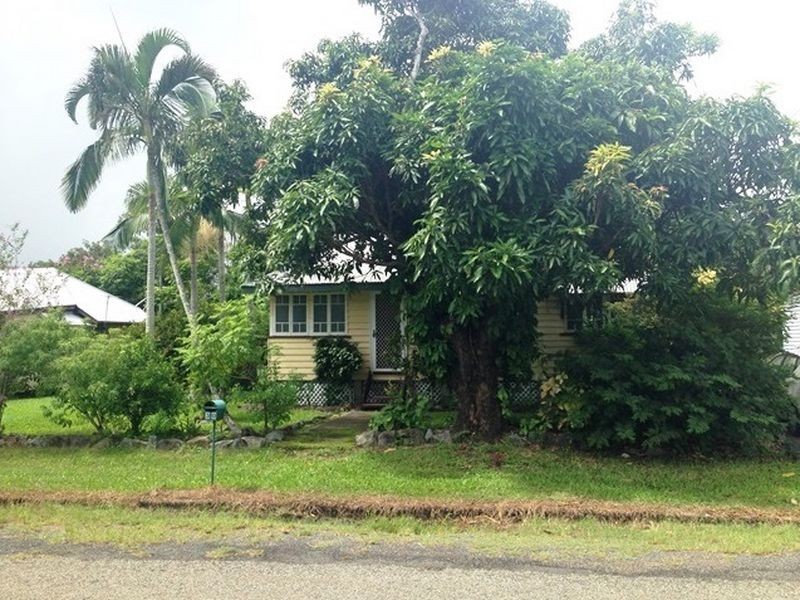 30 Brewers Road, Sarina QLD 4737