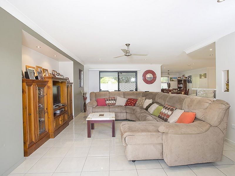 17 Melba Street, Armstrong Beach QLD 4737