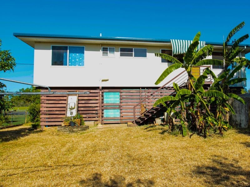 6 Railway Parade, St Lawrence QLD 4707