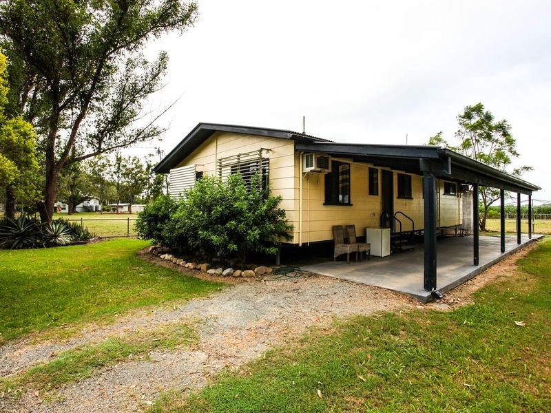 14 West Hill Road, Carmila QLD 4739