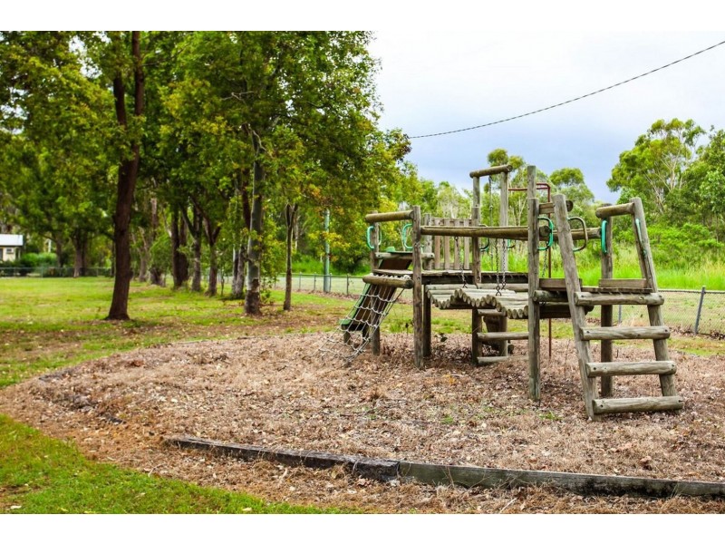 14 West Hill Road, Carmila QLD 4739