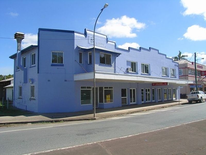 Shop 6/9 Broad Street, Sarina QLD 4737