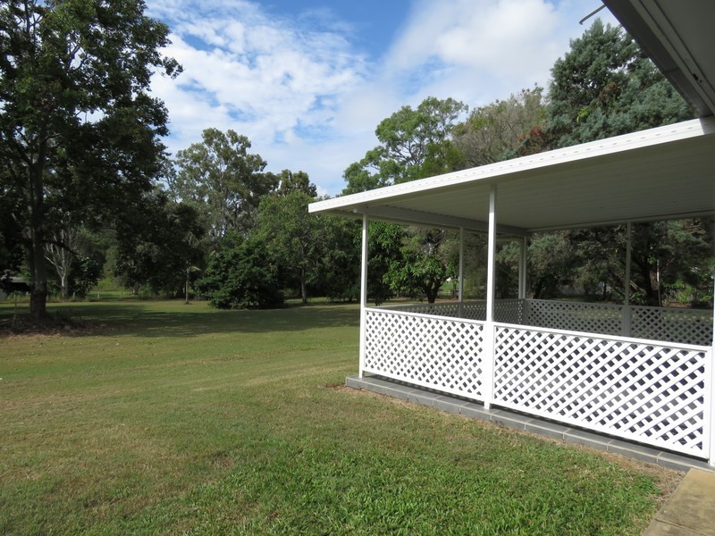 41 Crescent Street, Armstrong Beach QLD 4737