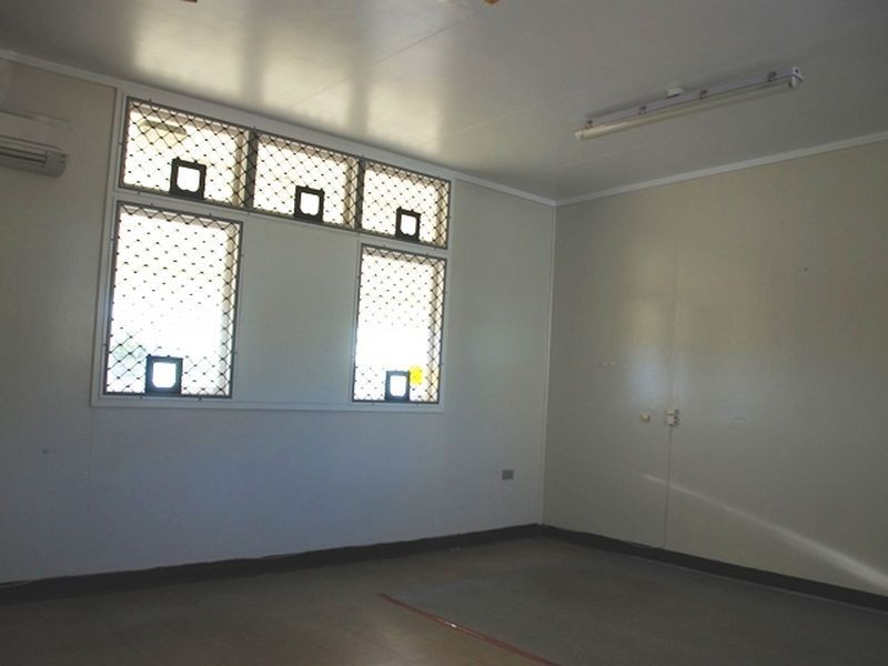 42 Lee Street, Sarina QLD 4737