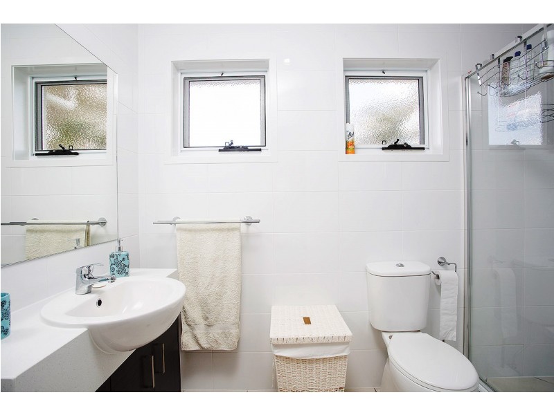Unit 1/86 West Street, Sarina QLD 4737