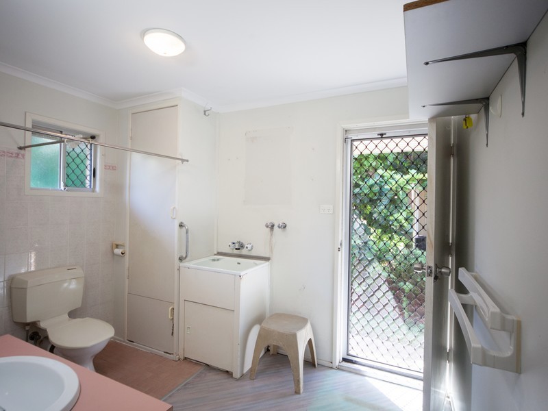 12 Lagoon Street, West Mackay QLD 4740