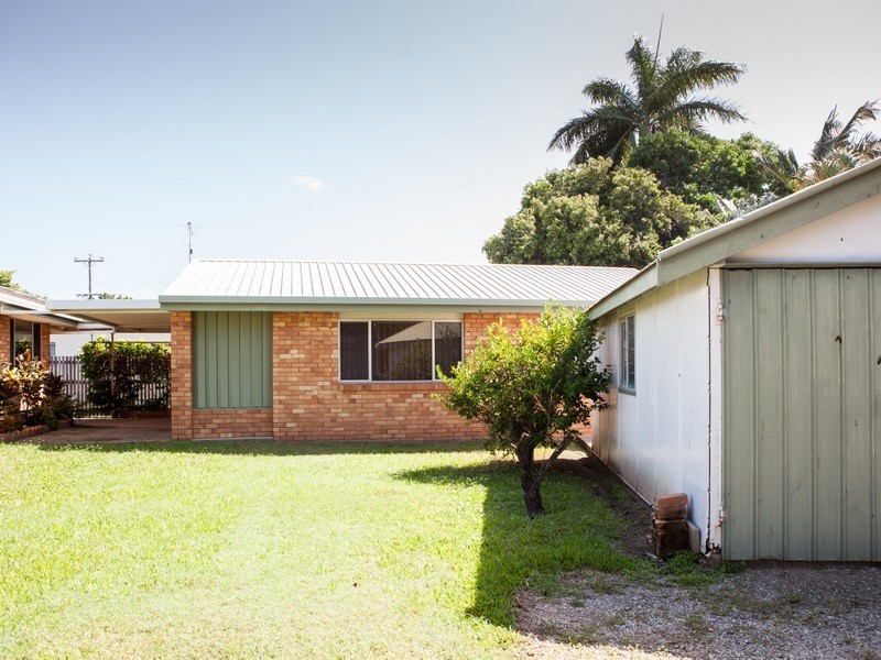 12 Lagoon Street, West Mackay QLD 4740