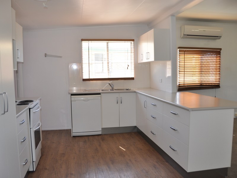 2 McCarthy Street, Hay Point QLD 4740