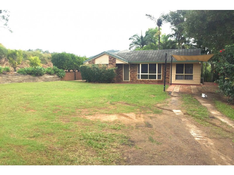 34 Grieshaber Drive, Sarina QLD 4737