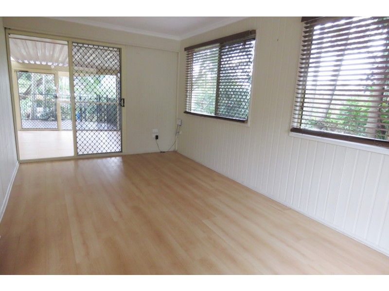 34 Grieshaber Drive, Sarina QLD 4737
