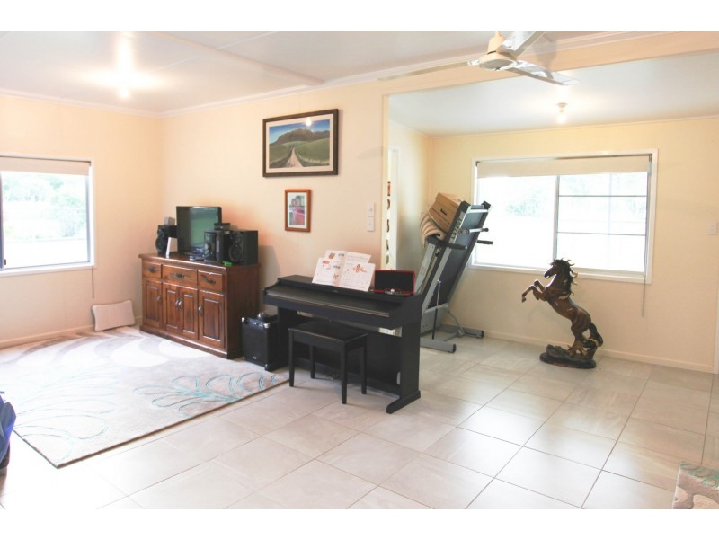 27 Carmila West Road, Carmila QLD 4739