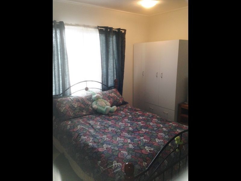 7 West Street, Sarina QLD 4737